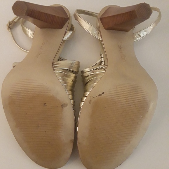 Calvin Klein gold heals - Picture 3 of 4